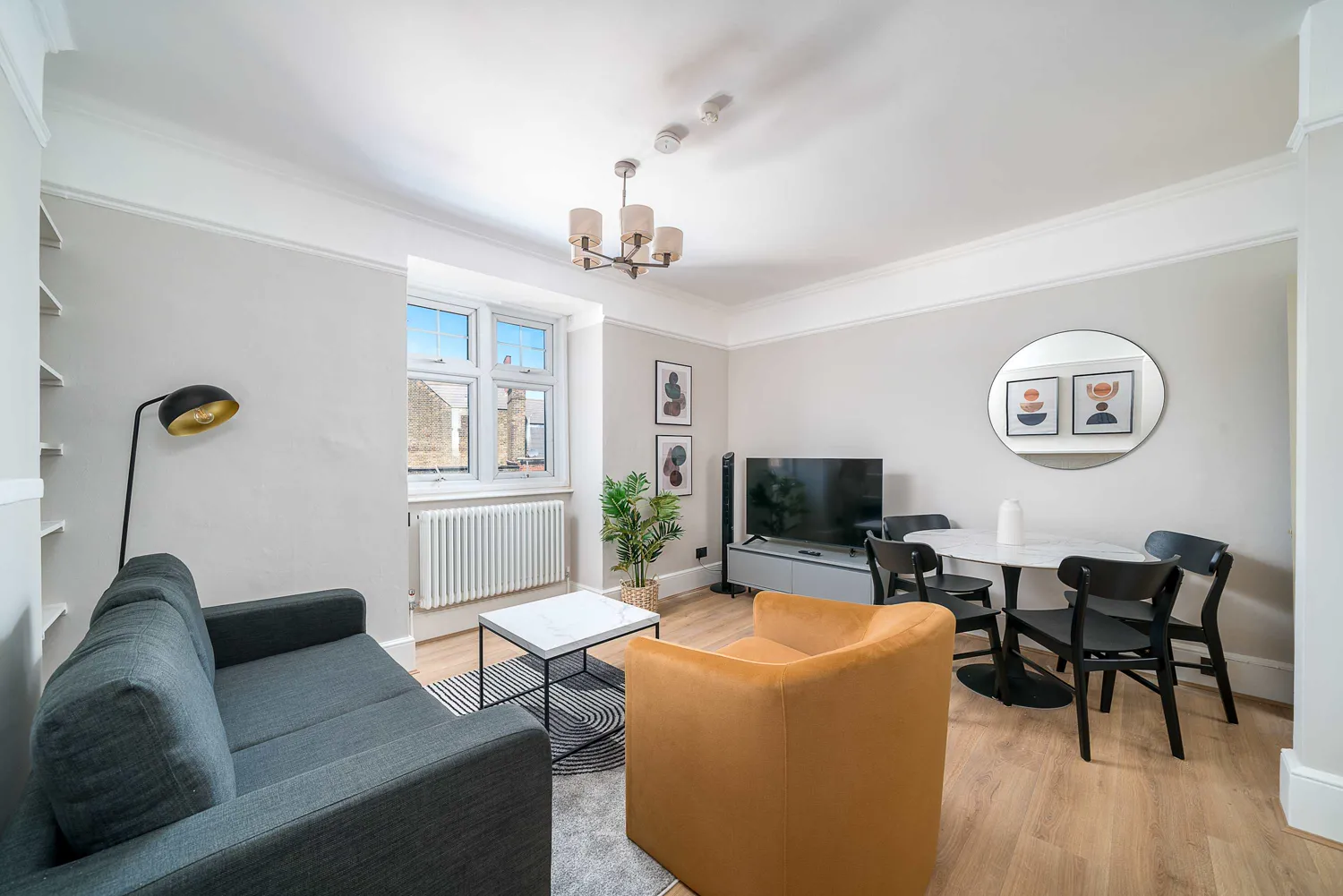 Oxford Circus Apartments 10