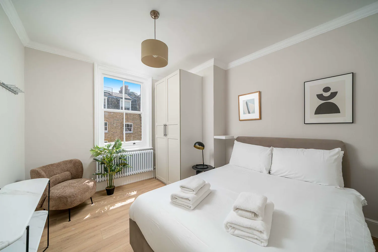 Oxford Circus Apartments 12