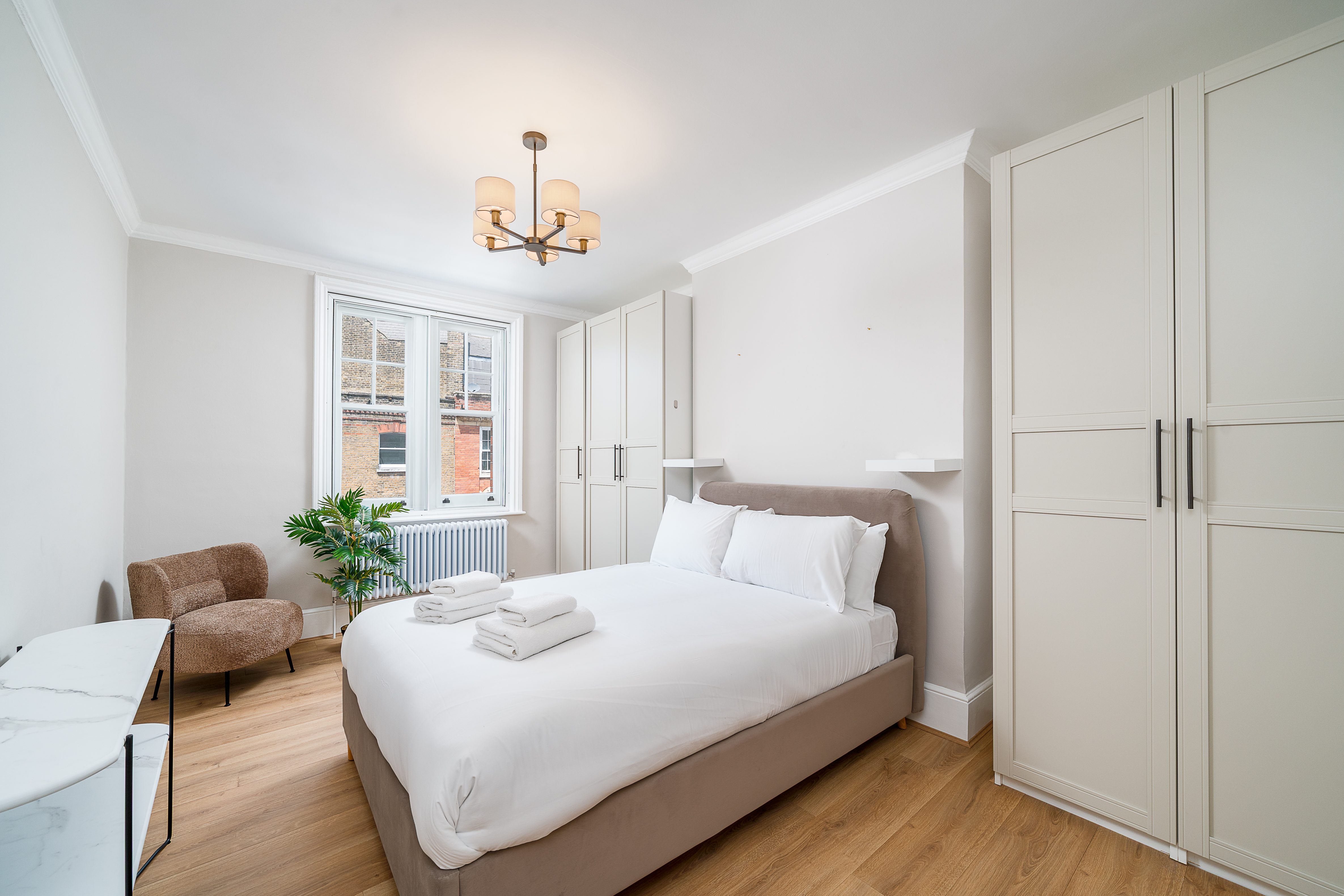 Chic 2-Bedroom Apartment in Fitzrovia