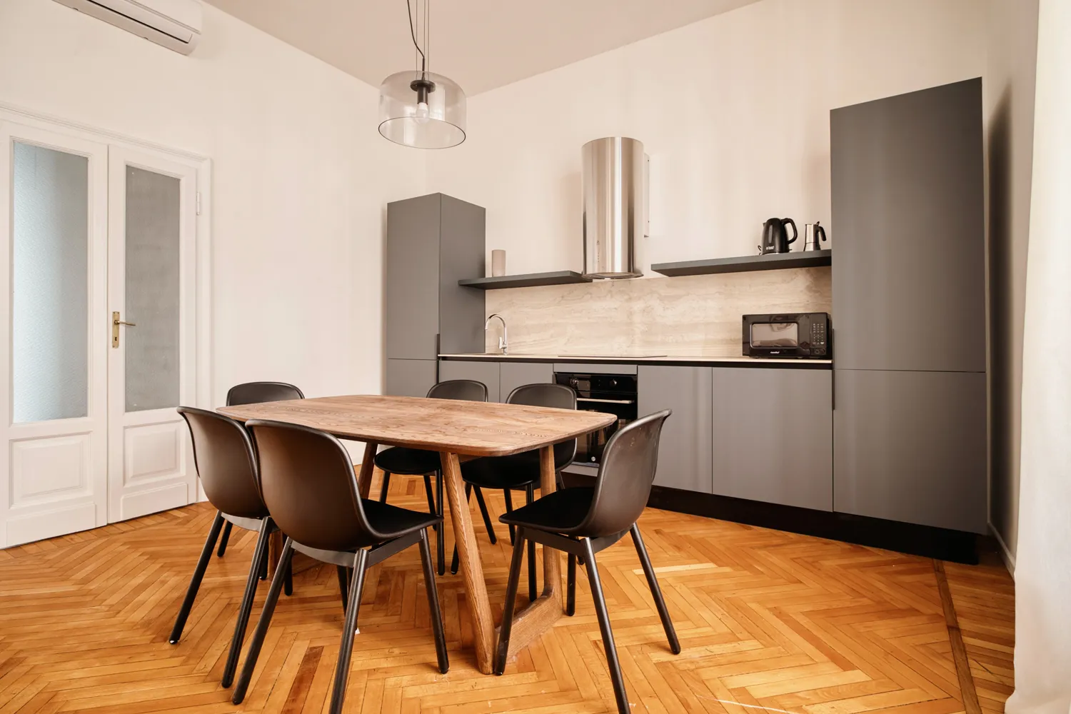 Spacious 2-Bedroom Apartment 3