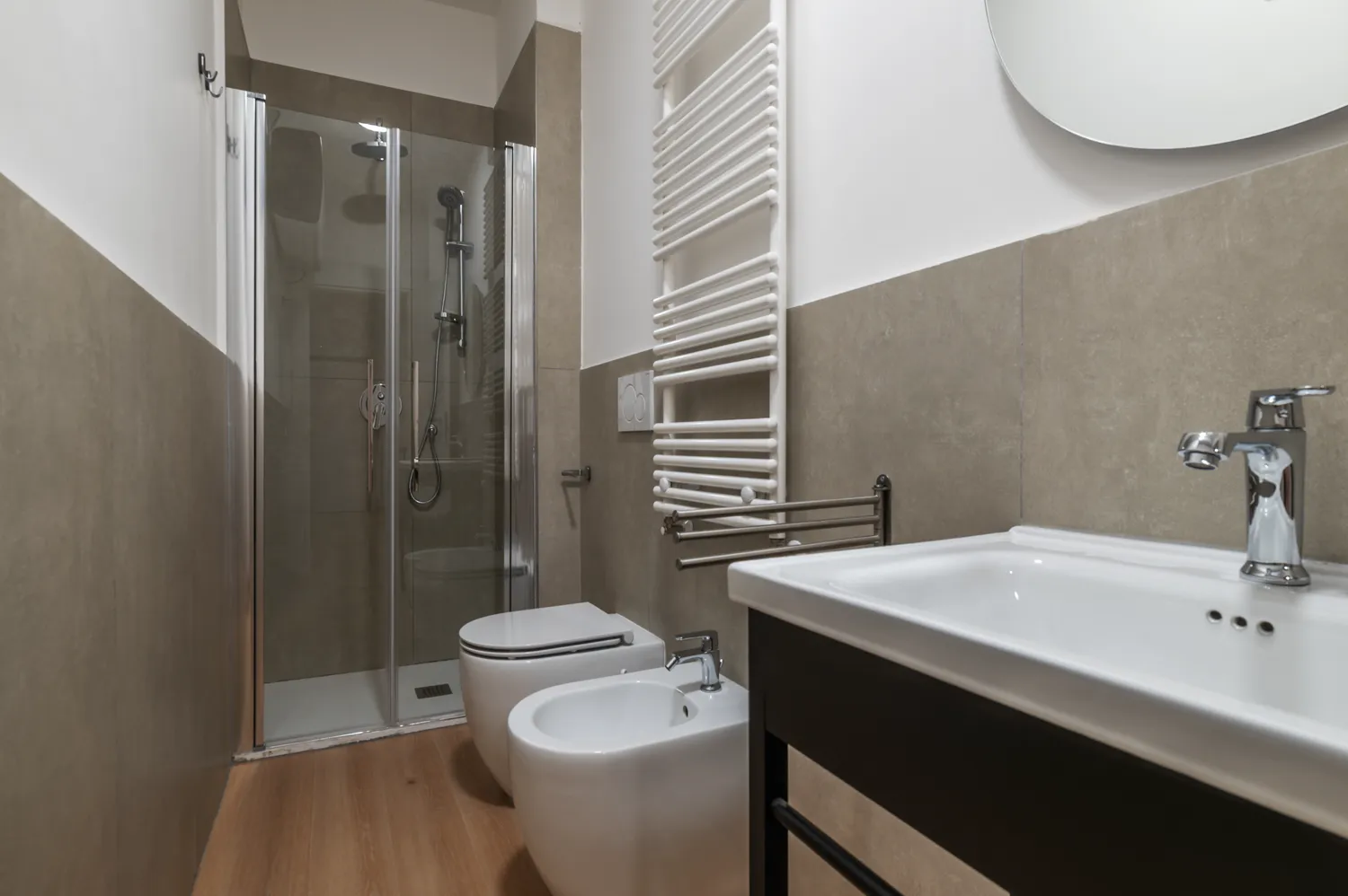 Standard 3-Bedroom Apartment 6
