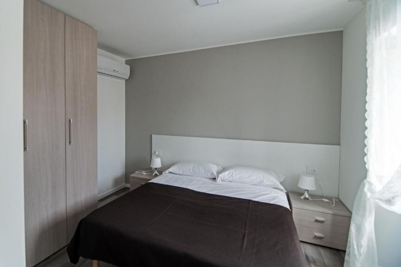 One-Bedroom Apartment 3
