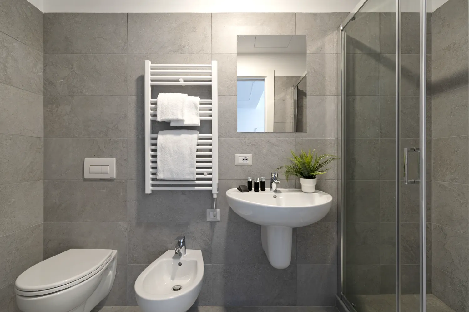 Twin Room 4