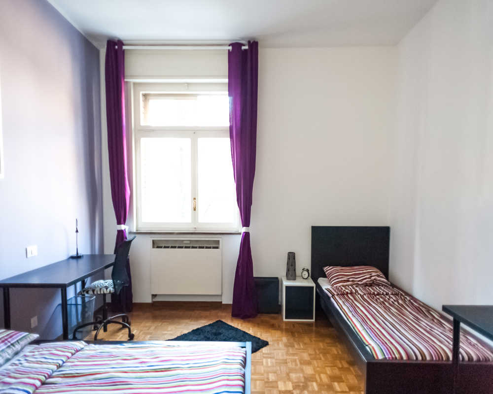 Image of room 1