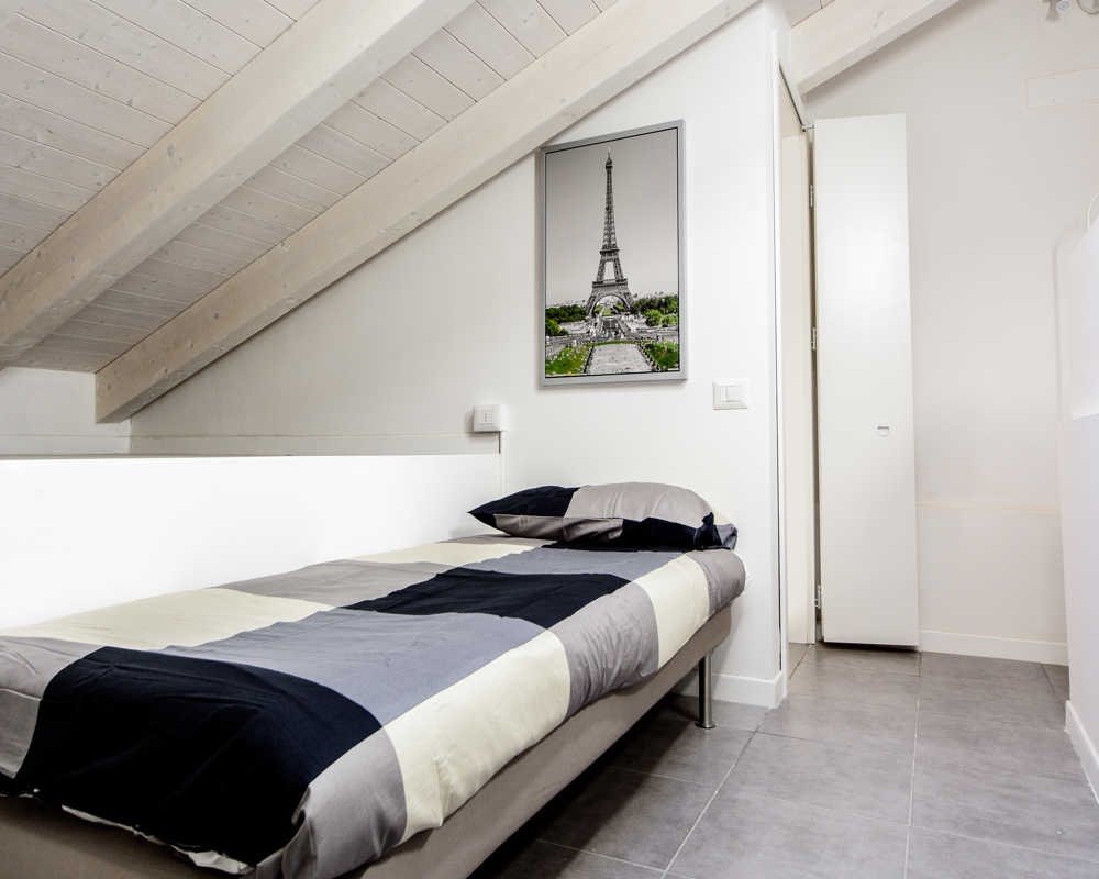 Single room Bologna, 2 beds, 15m² — photo 2
