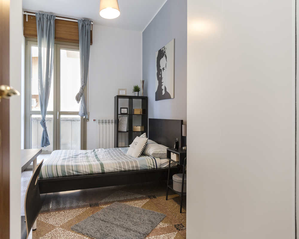 Chambre simple Bologne, 6 chambres, 16m² — photo 2