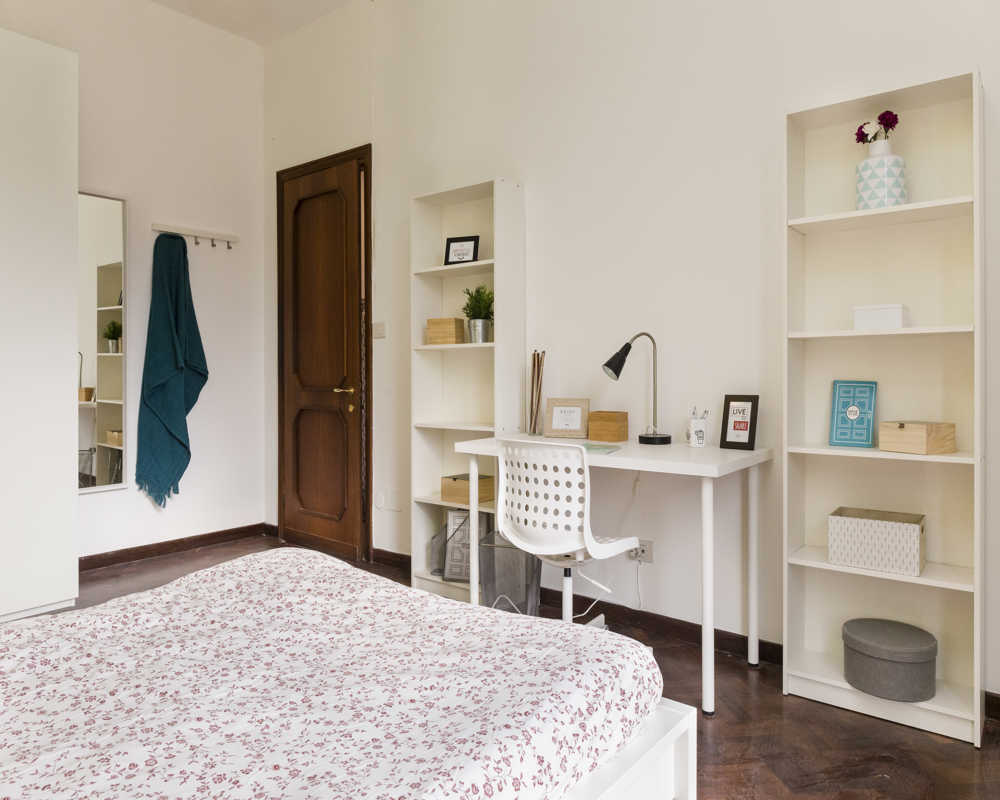 Chambre simple Bologne, 7 chambres, 20m² — photo 3