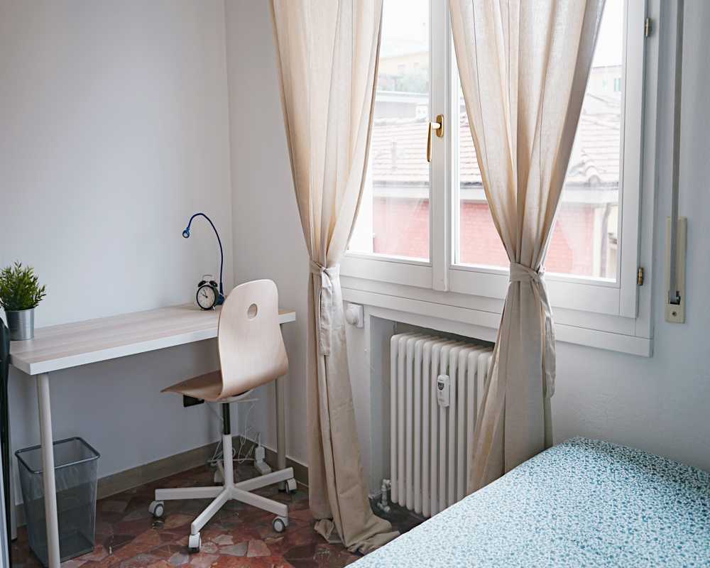 Chambre simple Bologne, 7 chambres, 14m² — photo 23