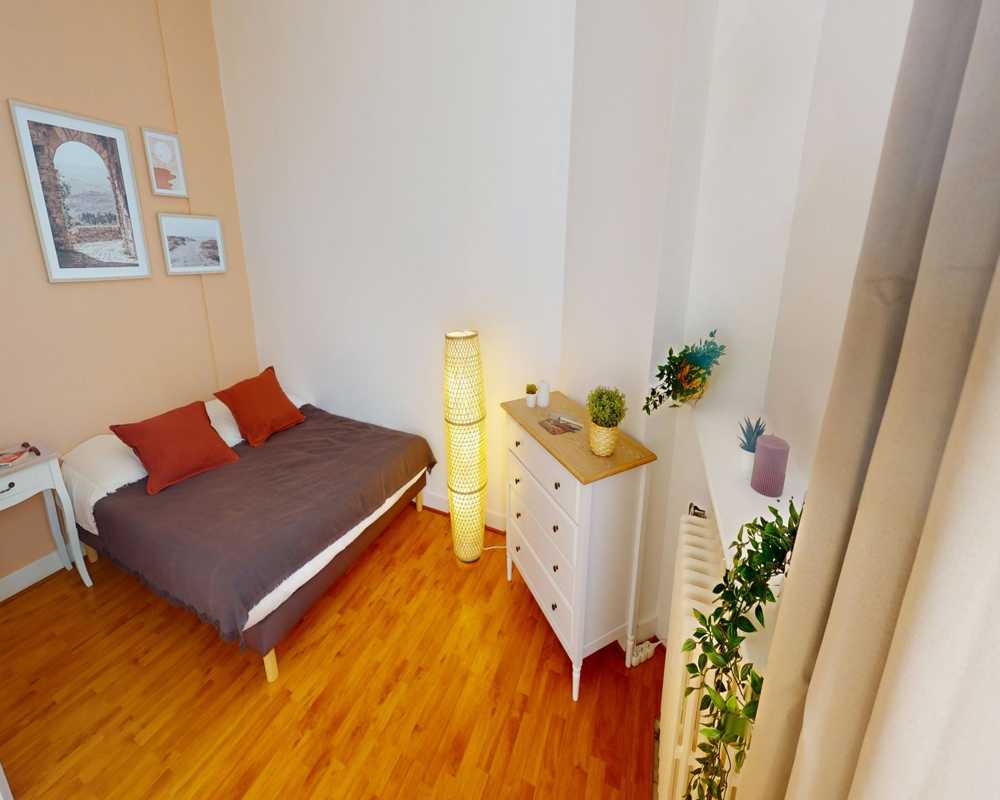 Image of room 1