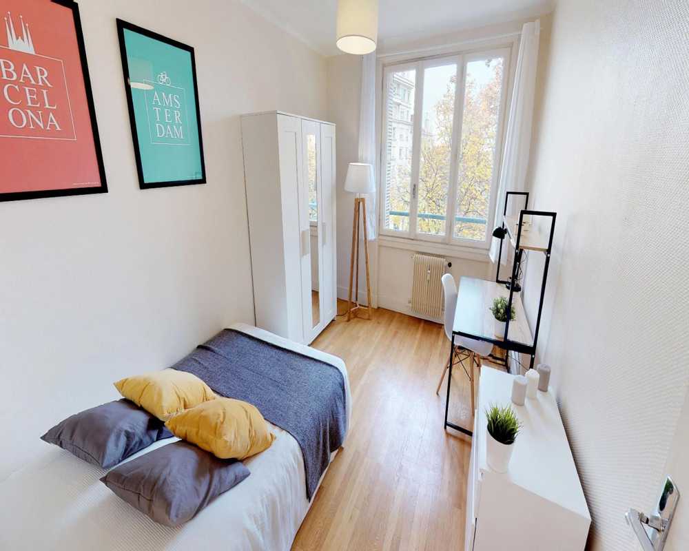 Image of room 1
