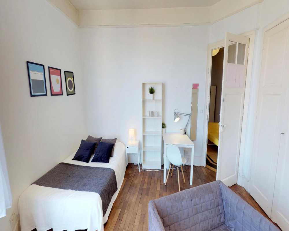 Image of room 1