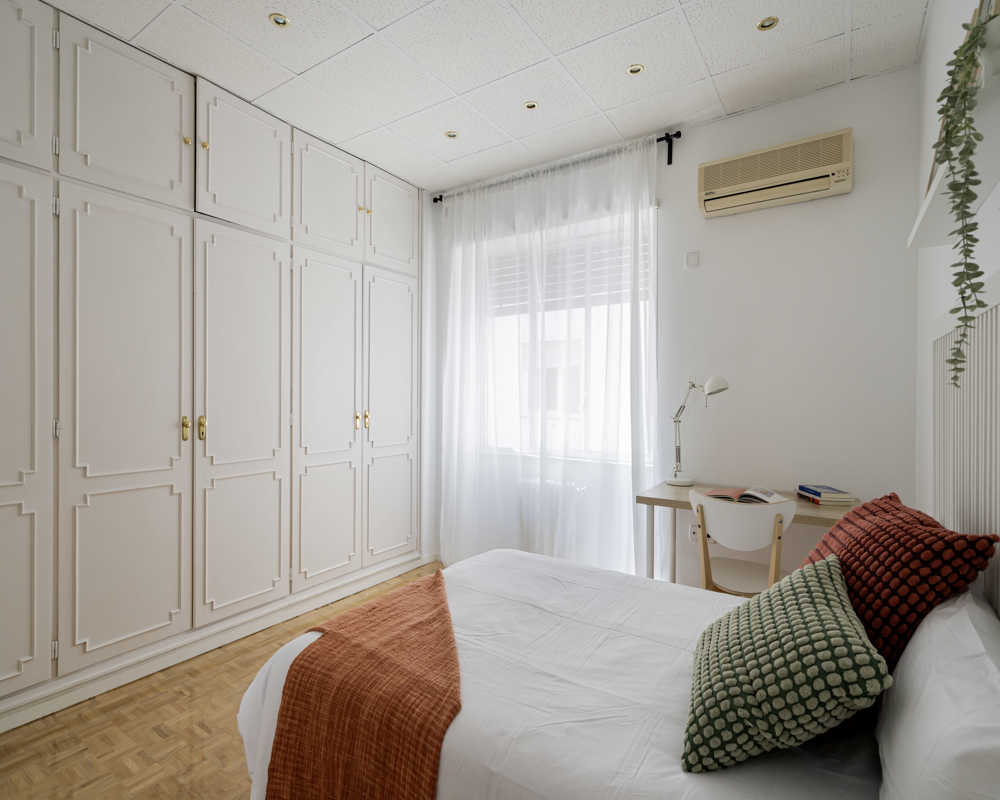 Image of room 2