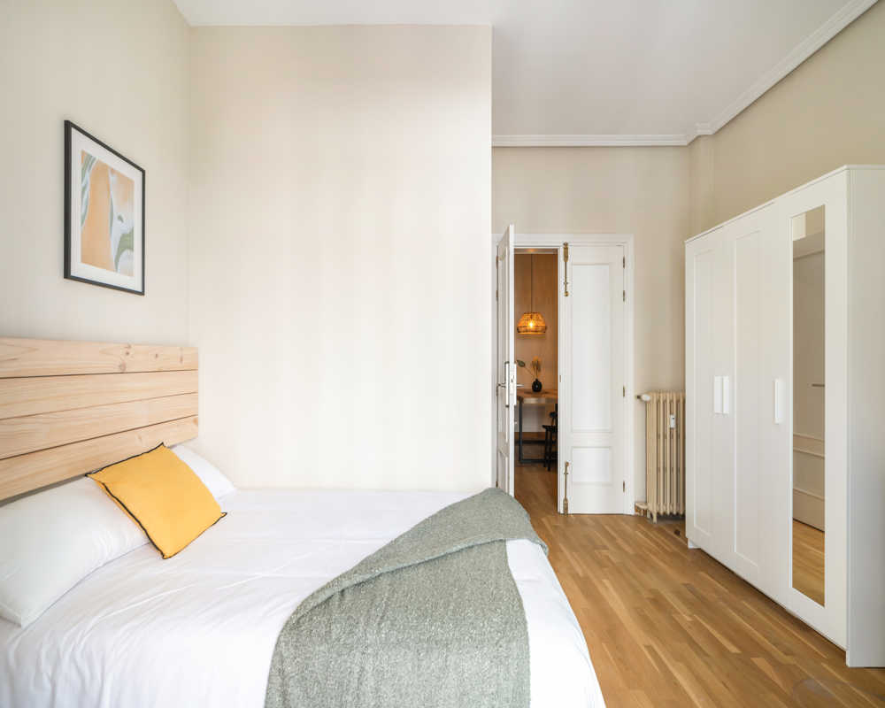 Image of room 1