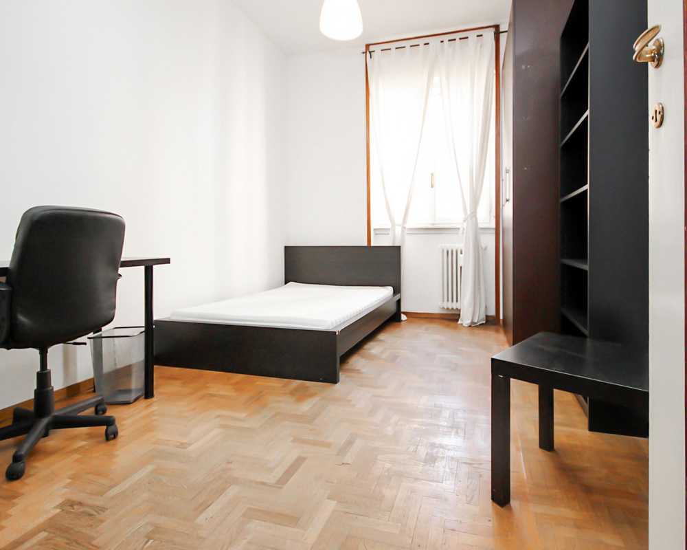 Chambre simple Milano, 6 chambres, 19m² — photo 8