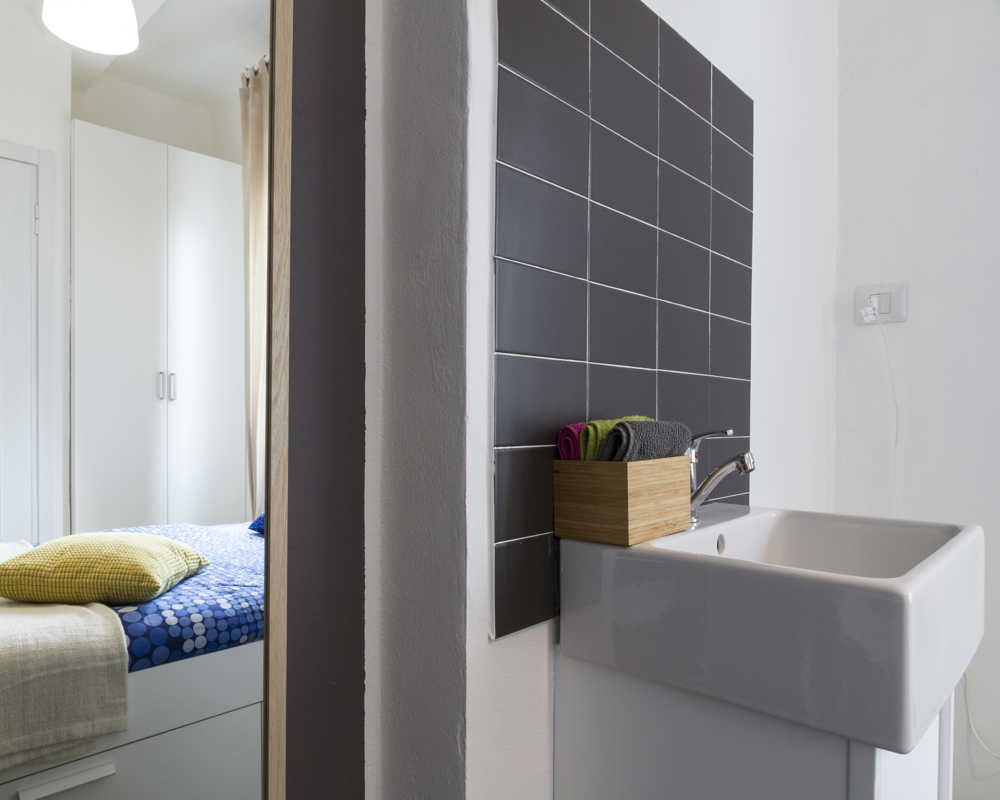 Habitación individual Milano, 5 habitaciones, 12m² — foto 4