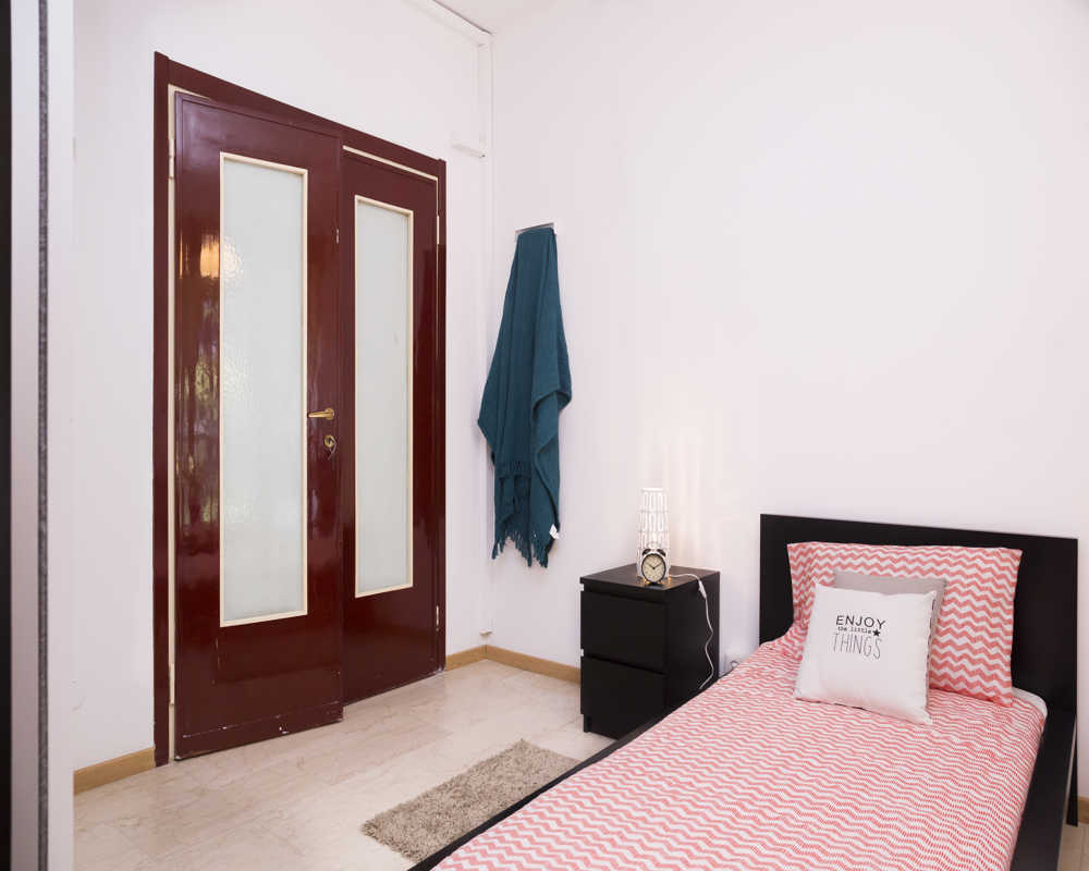 Chambre simple Milano, 4 chambres, 24m² — photo 32