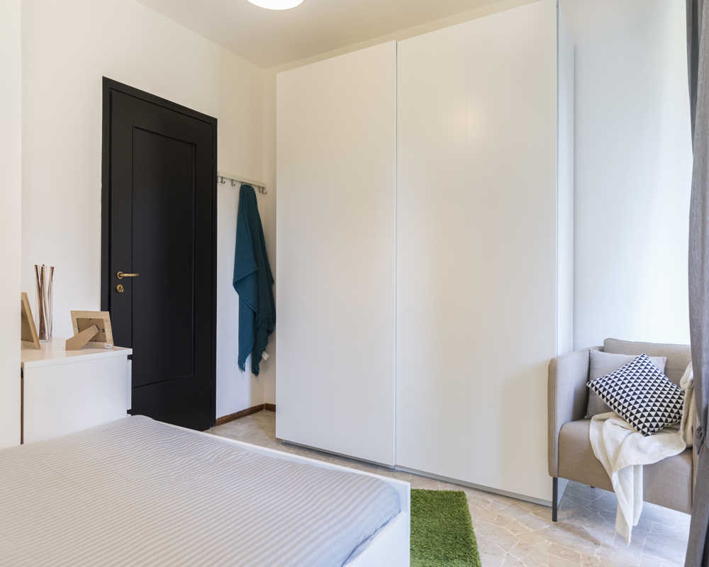 Single room Cesano Boscone, 3 beds, 17m² — photo 19