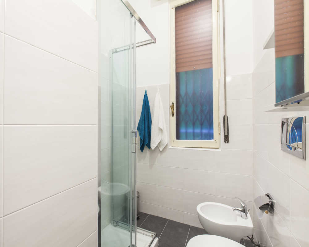 Single room Milano, 3 beds, 10m² — photo 24