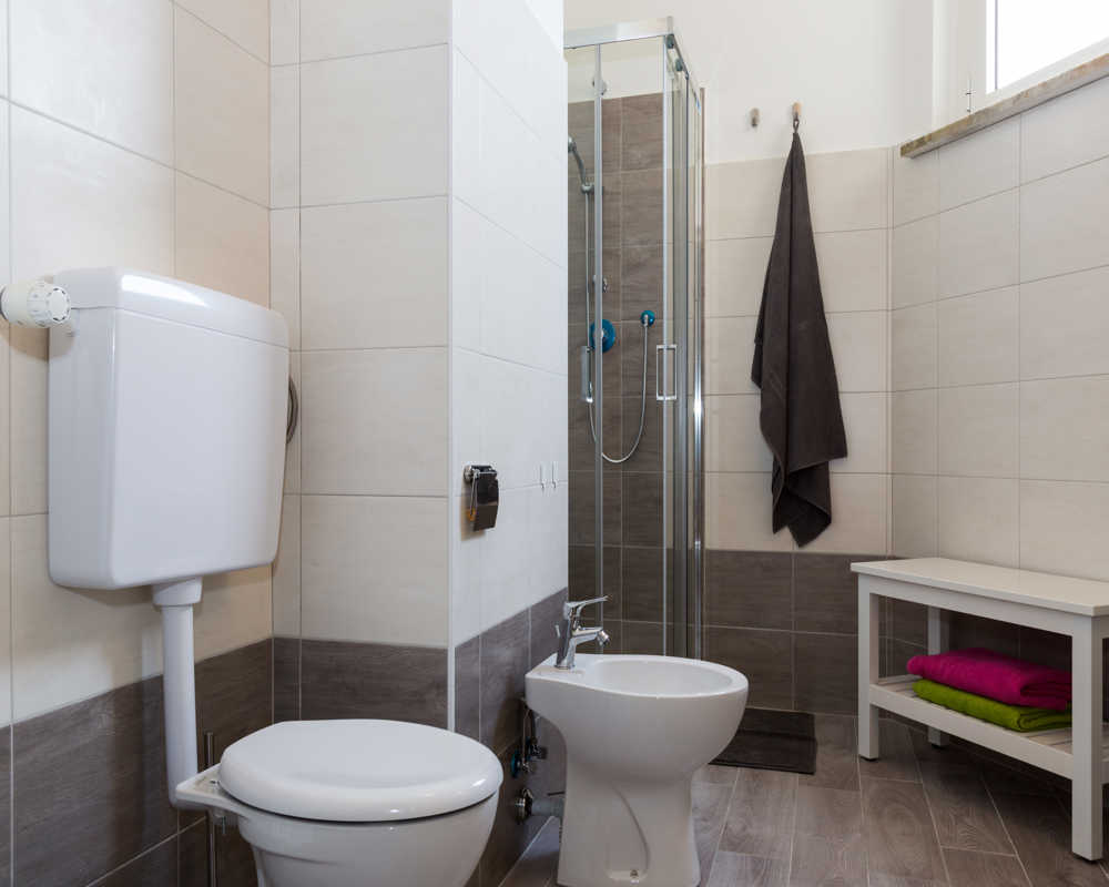 Single room Cesano Boscone, 4 beds, 18m² — photo 14