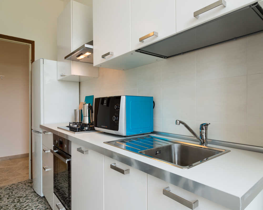 Single room Cesano Boscone, 4 beds, 18m² — photo 31