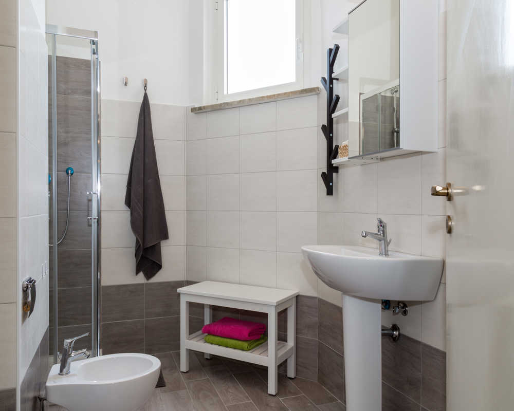Single room Cesano Boscone, 4 beds, 18m² — photo 17