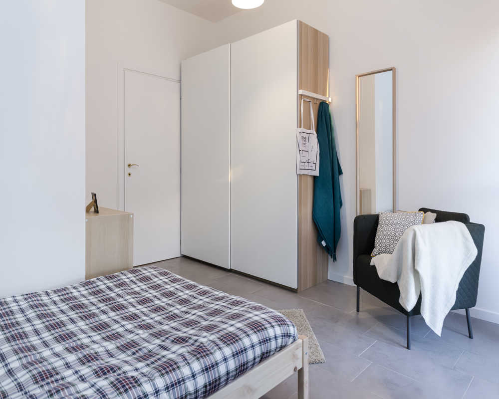 Single room Cesano Boscone, 4 beds, 18m² — photo 17
