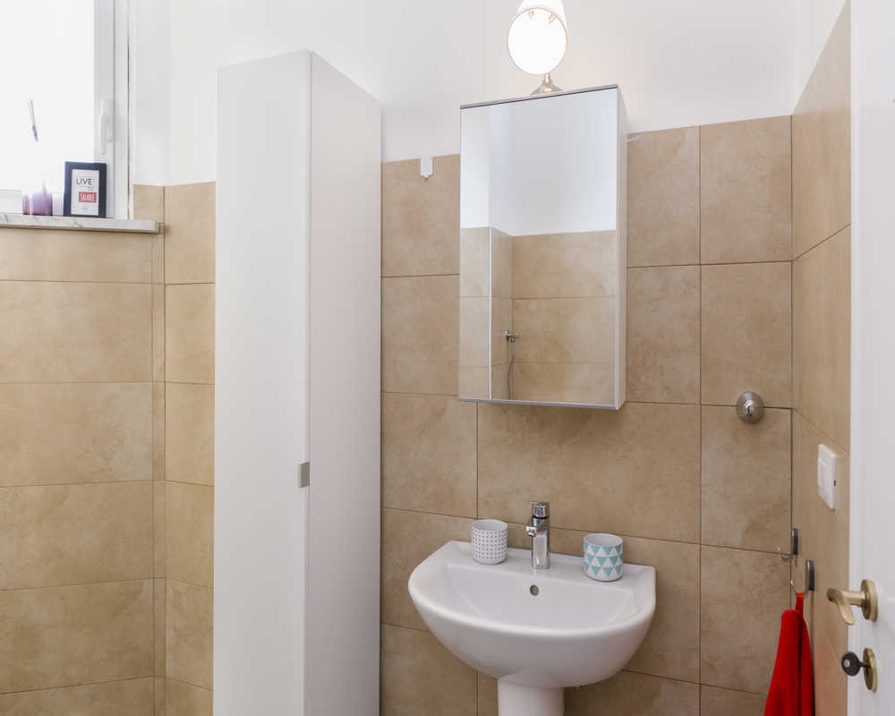 Single room Cesano Boscone, 4 beds, 18m² — photo 21