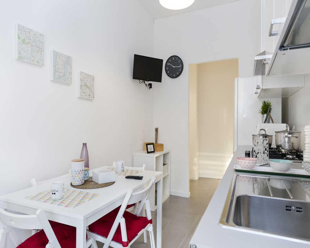 Single room Cesano Boscone, 4 beds, 18m² — photo 33