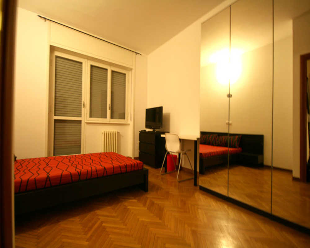 Single room Milano, 5 beds, 17.63m² — photo 4