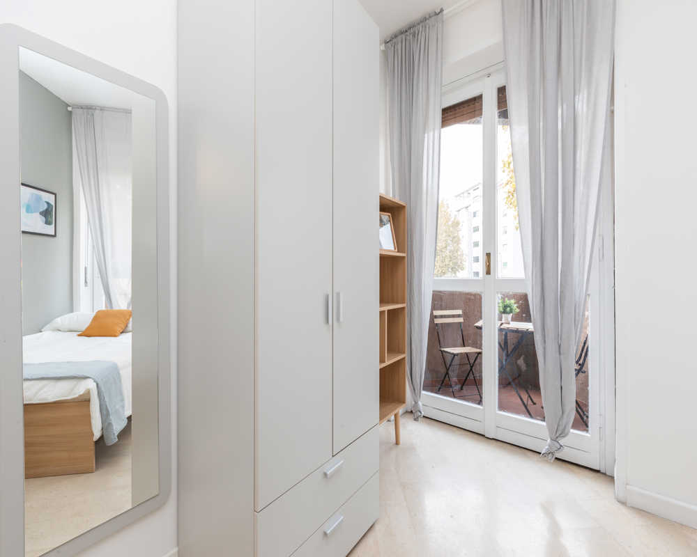 Single room Milano, 4 beds, 13.72m² — photo 25