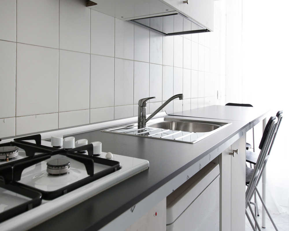 Single room Milano, 2 beds, 14.18m² — photo 18