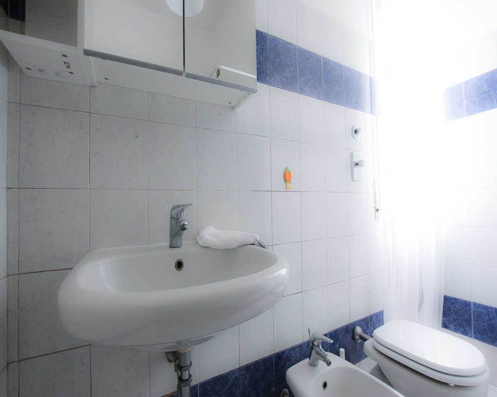 Single room Milano, 2 beds, 14.18m² — photo 22