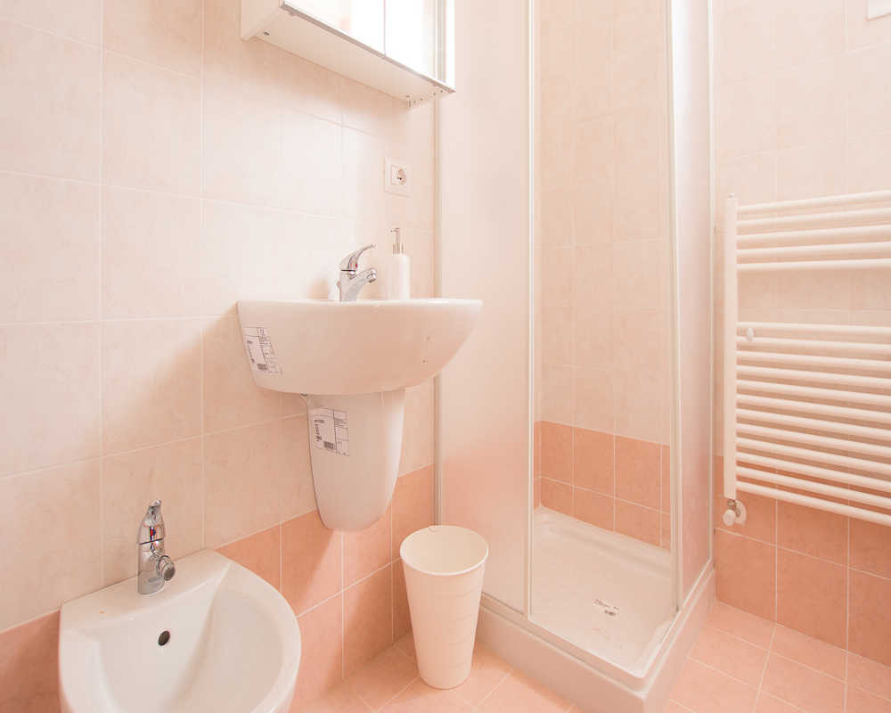 Single room Milano, 5 beds, 11.42m² — photo 9