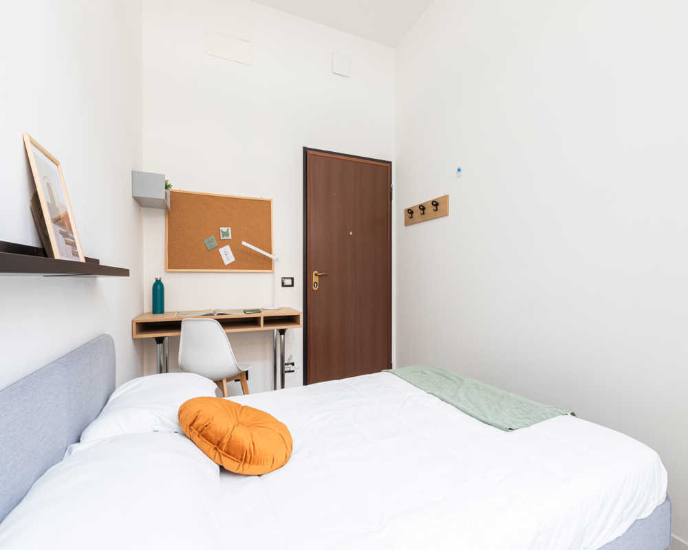 Single room Milano, 7 beds, 9.89m² — photo 46