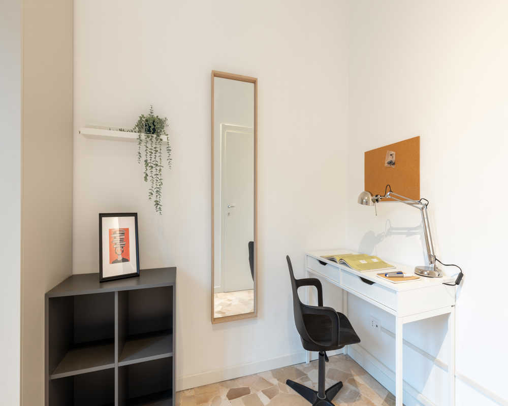 Room in Milan - Via Salvatore Barzilai, Lorenteggio - à Milano