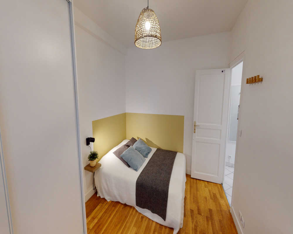 Image of room 1