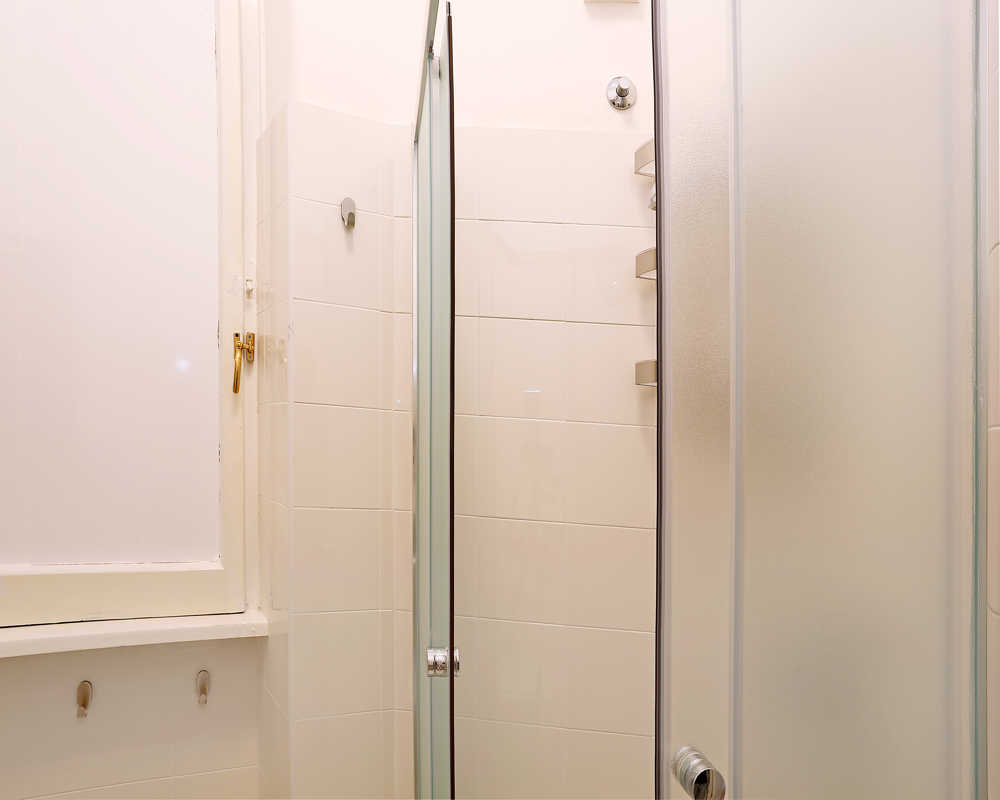 Single room Roma, 7 beds, 23m² — photo 35