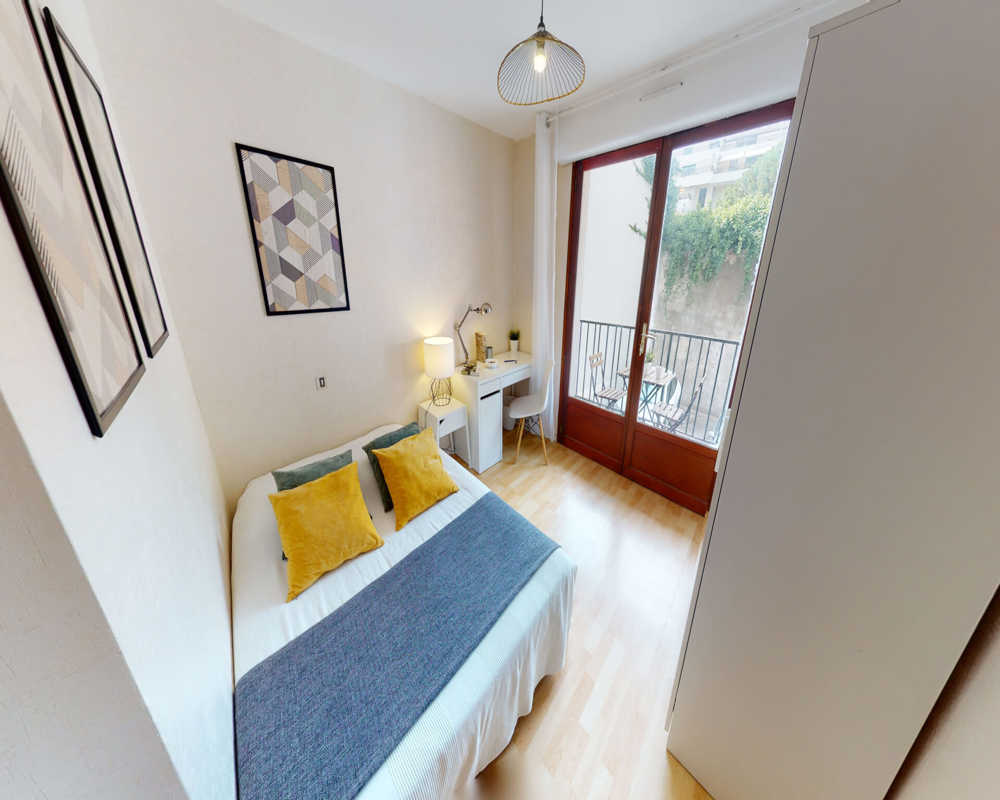 Image of room 2