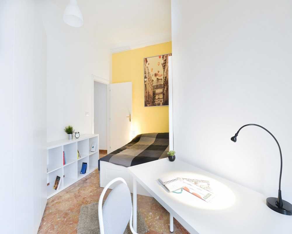 Image of room 1